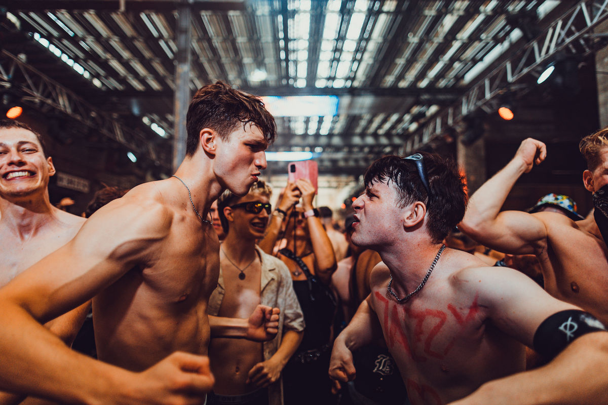 Loading... just a sec